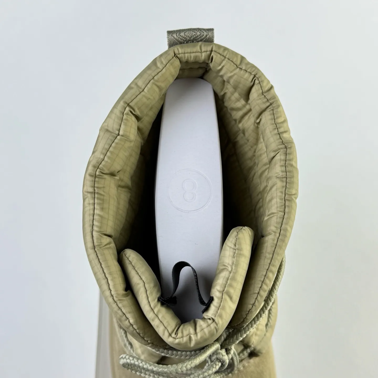 Pick up locally 💰760 Core recommendation Good price Size correction Men's and women's shoes UGG Mini Lace-Up Weather dual-purpose detachable winter neutral snow boots 1120849 Overseas shopping high-end retail version Combination midsole is lightweight and non-slip Real sheep fur integrated Size: 35 36 37 38 39 40 41 42 43 44 45 46